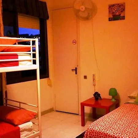 Guest house & Cozy Residencia De Estudiantes Barcelona