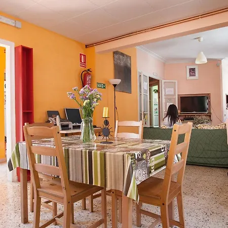 & Cozy Residencia De Estudiantes Guest house Barcelona
