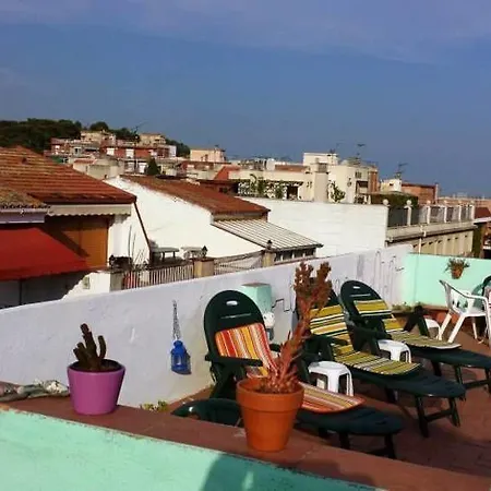 Guest house & Cozy Residencia De Estudiantes 2*