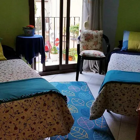 Guest house & Cozy Residencia De Estudiantes 2*