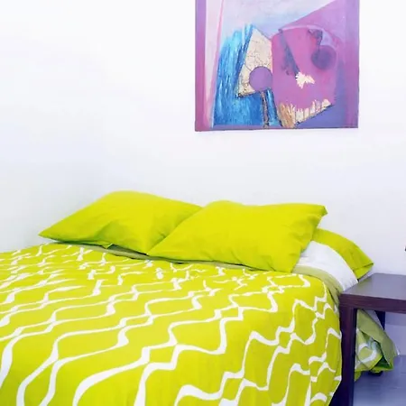 & Cozy Residencia De Estudiantes Guest house